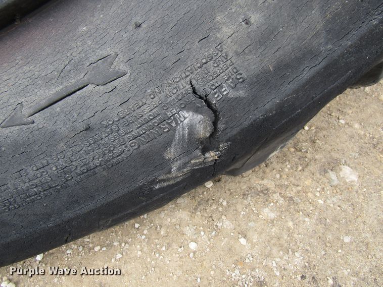 image for item GQ9215 2004 Lull 944E-42  telehandler