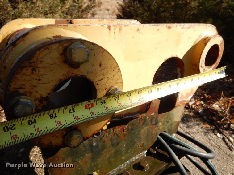 image for item GQ9880 HPF excavator grapple