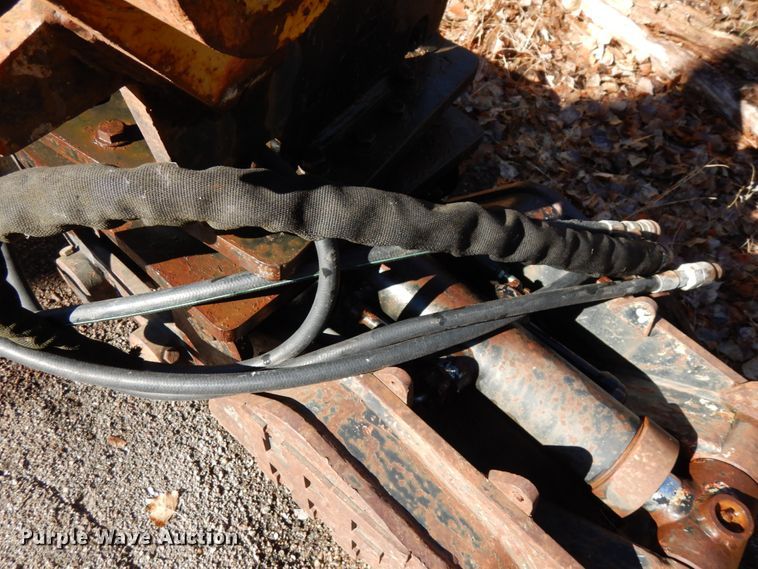 image for item GQ9880 HPF excavator grapple