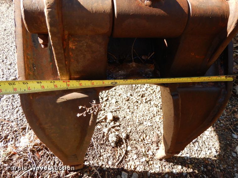 image for item GQ9880 HPF excavator grapple