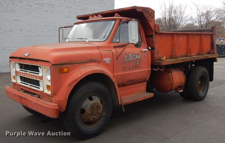 image for item HD9151 1968 Chevrolet  dump truck