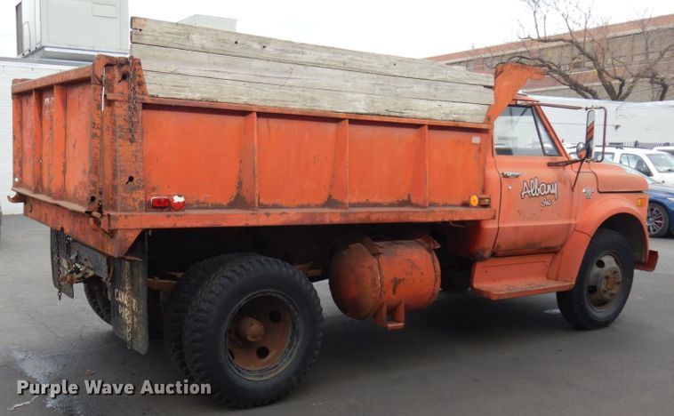 image for item HD9151 1968 Chevrolet  dump truck