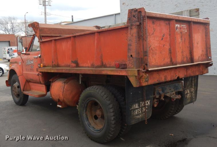 image for item HD9151 1968 Chevrolet  dump truck