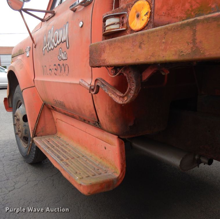 image for item HD9151 1968 Chevrolet  dump truck