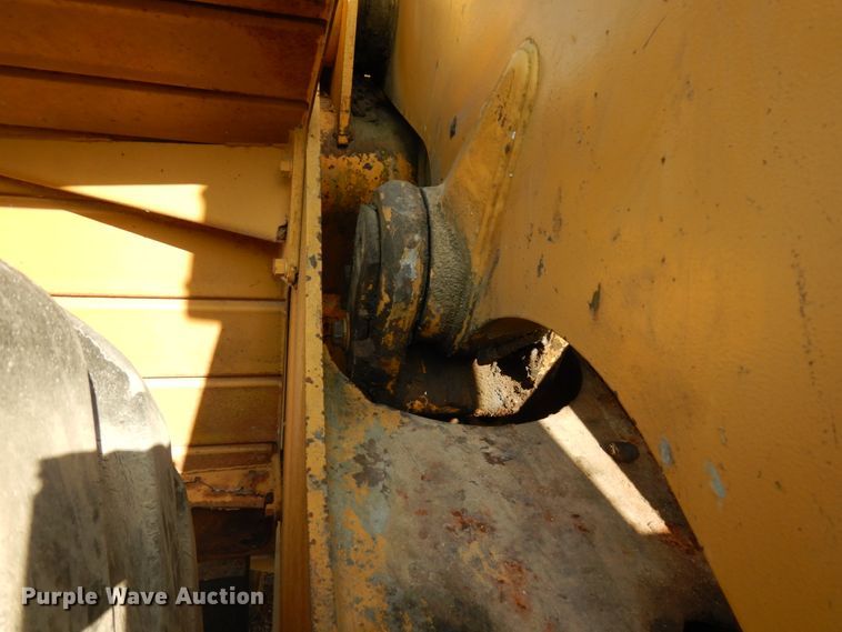 image for item HD9155 1979 Caterpillar 980C  wheel loader