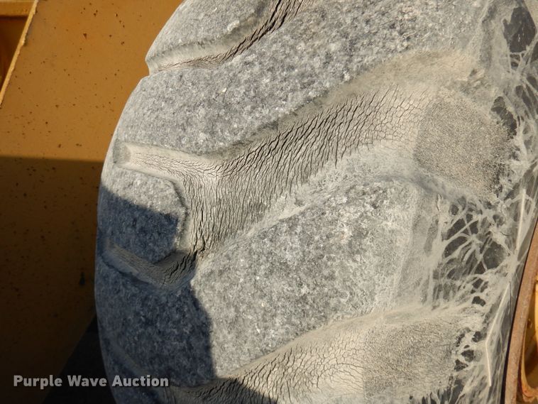 image for item HD9155 1979 Caterpillar 980C  wheel loader