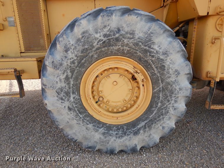 image for item HD9155 1979 Caterpillar 980C  wheel loader