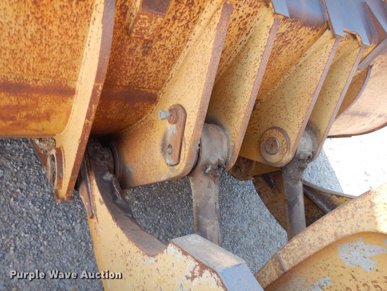 image for item HD9157 1999 Caterpillar 980G  wheel loader