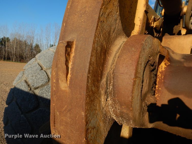 image for item HD9157 1999 Caterpillar 980G  wheel loader