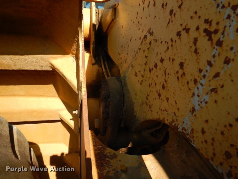 image for item HD9157 1999 Caterpillar 980G  wheel loader