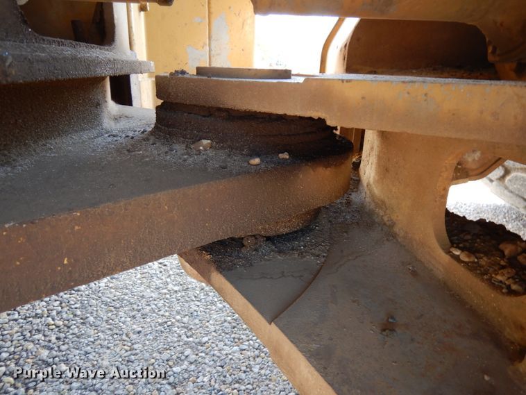 image for item HD9157 1999 Caterpillar 980G  wheel loader