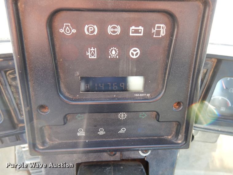 image for item HD9157 1999 Caterpillar 980G  wheel loader