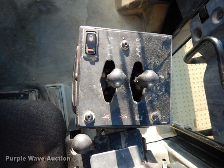 image for item HD9157 1999 Caterpillar 980G  wheel loader