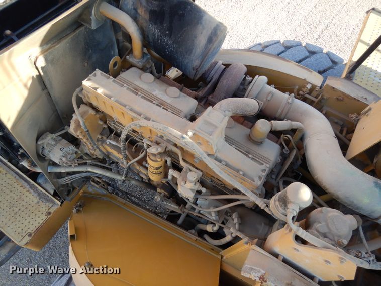 image for item HD9157 1999 Caterpillar 980G  wheel loader