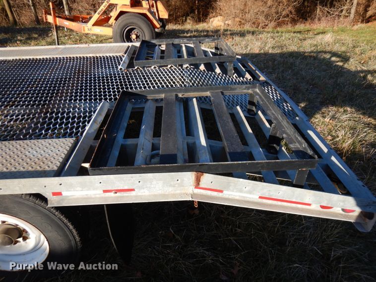 image for item HD9165 1992 Allegheny tilt deck equipment trailer