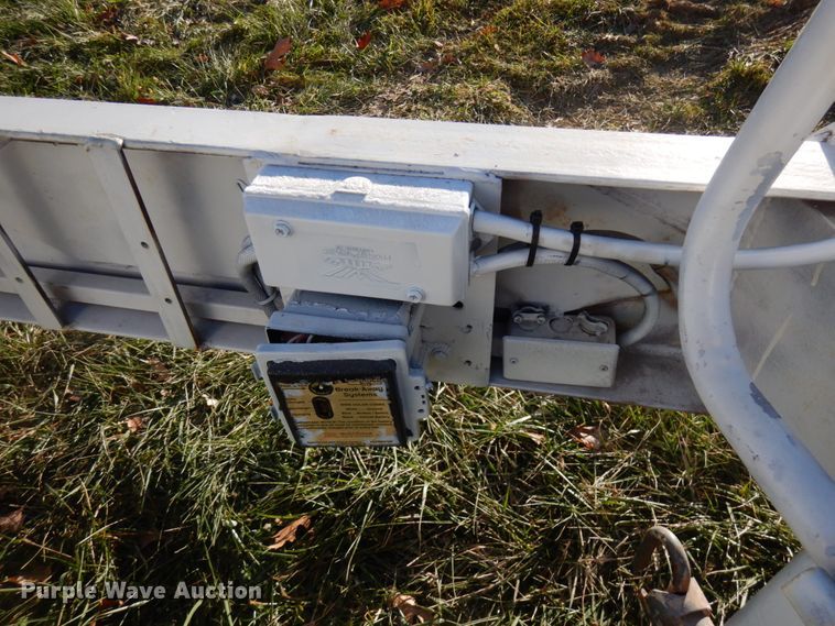 image for item HD9166 1998 Kiefer Built Turret reel trailer