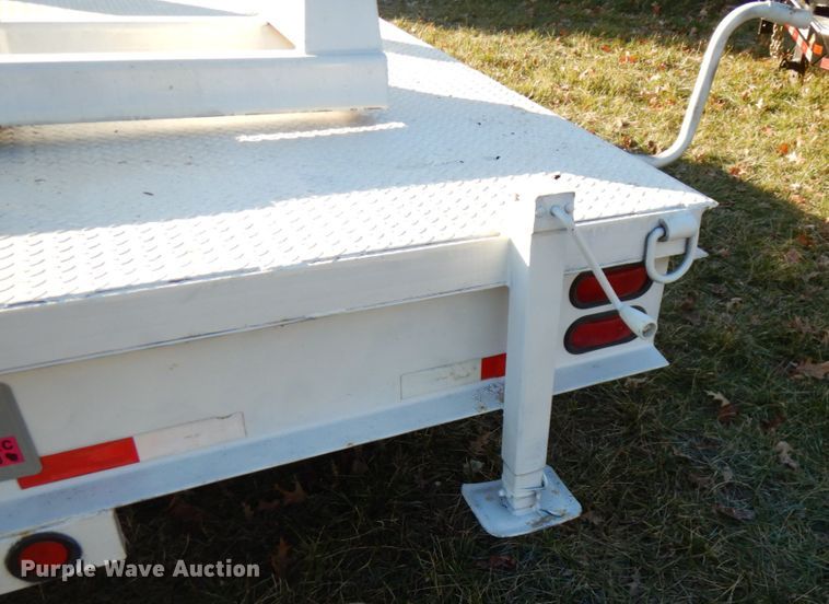 image for item HD9166 1998 Kiefer Built Turret reel trailer