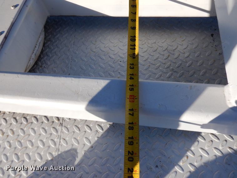 image for item HD9166 1998 Kiefer Built Turret reel trailer