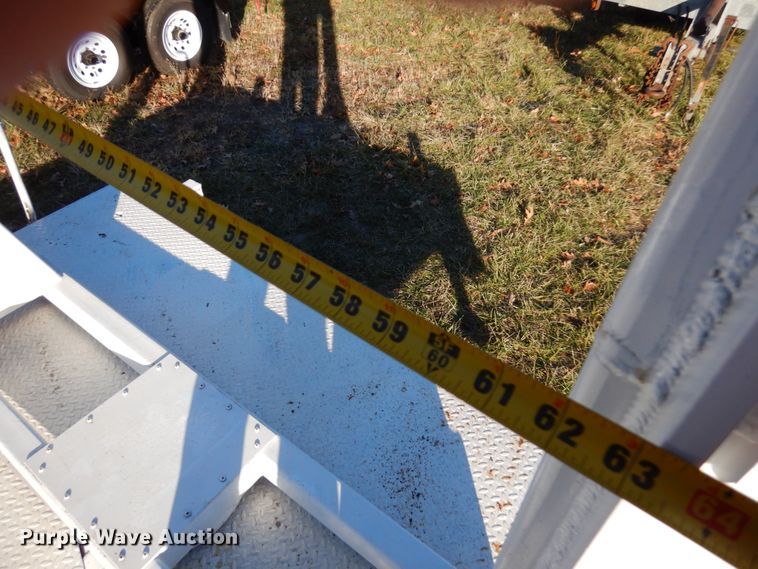 image for item HD9166 1998 Kiefer Built Turret reel trailer