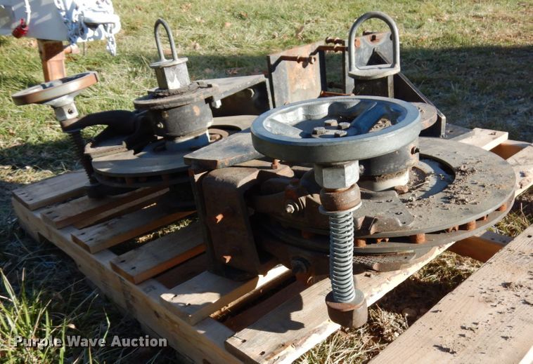 image for item HD9166 1998 Kiefer Built Turret reel trailer