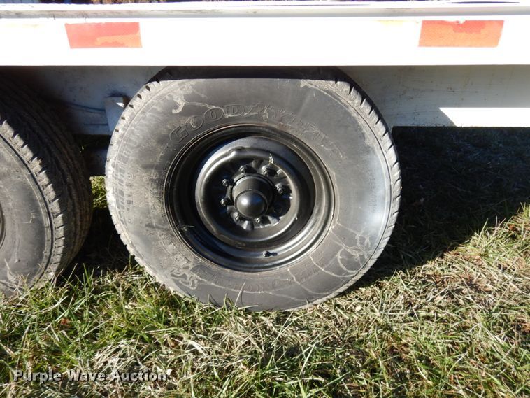 image for item HD9166 1998 Kiefer Built Turret reel trailer