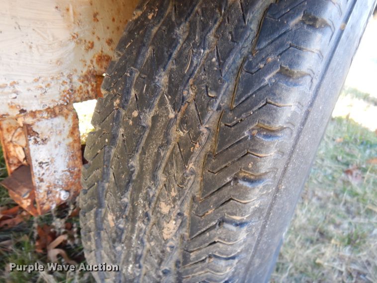 image for item HD9166 1998 Kiefer Built Turret reel trailer