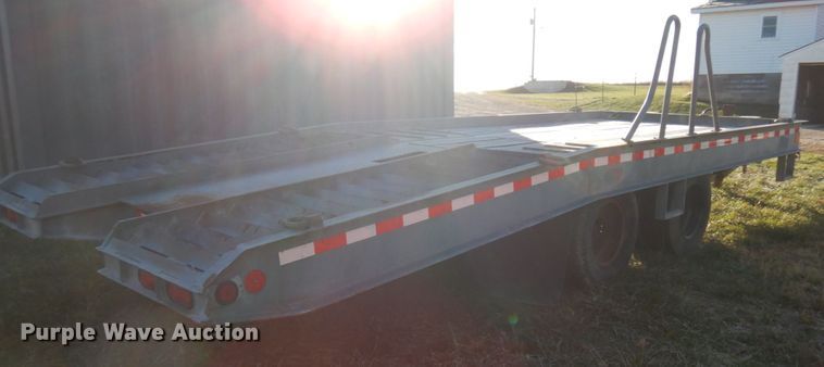 image for item HD9167 2004 American Trailer tilt deck equipment trailer
