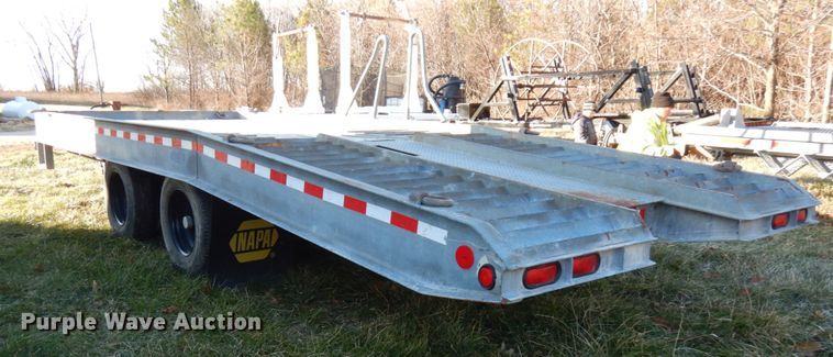 image for item HD9167 2004 American Trailer tilt deck equipment trailer