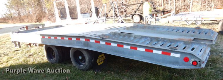 image for item HD9167 2004 American Trailer tilt deck equipment trailer