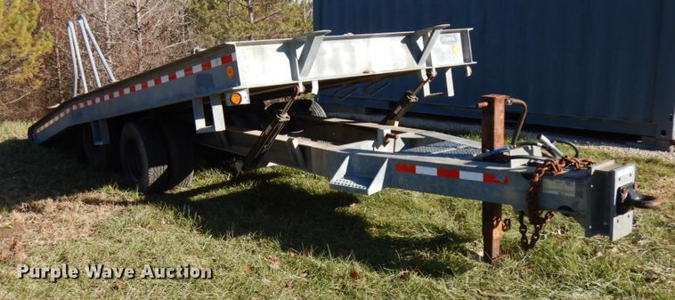 image for item HD9167 2004 American Trailer tilt deck equipment trailer