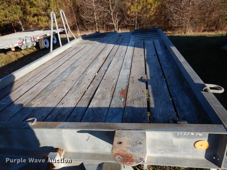 image for item HD9167 2004 American Trailer tilt deck equipment trailer