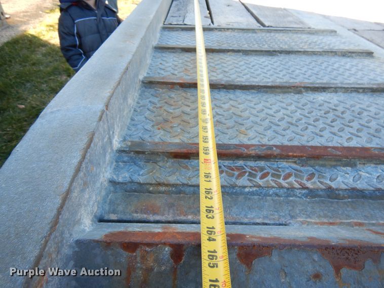 image for item HD9167 2004 American Trailer tilt deck equipment trailer