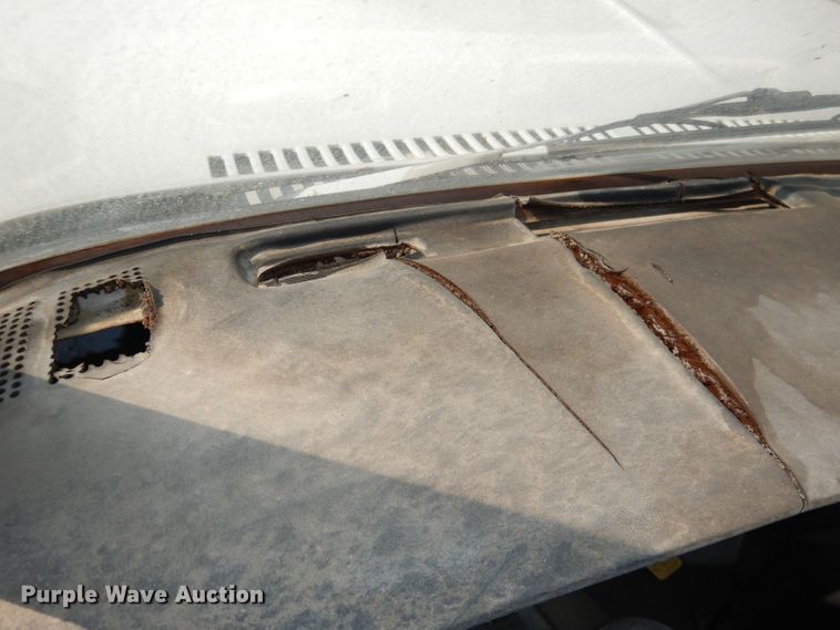 image for item HD9378 1987 GMC C7000  flatbed truck