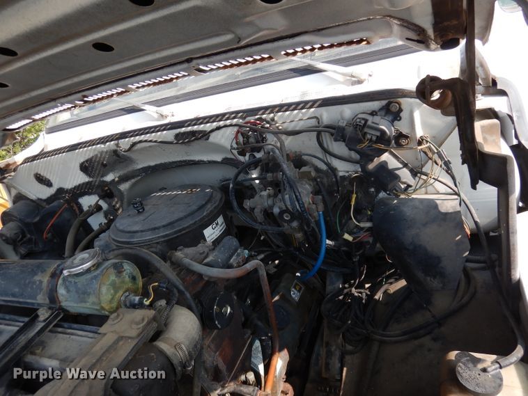 image for item HD9378 1987 GMC C7000  flatbed truck