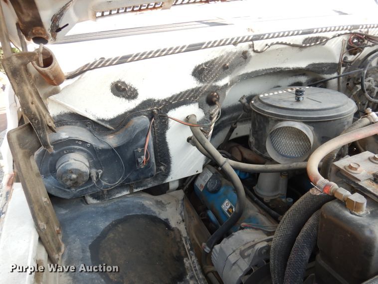 image for item HD9378 1987 GMC C7000  flatbed truck