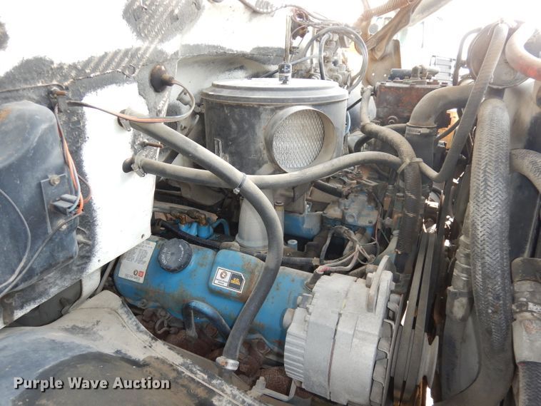 image for item HD9378 1987 GMC C7000  flatbed truck