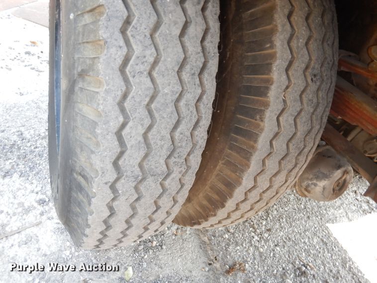 image for item HD9378 1987 GMC C7000  flatbed truck