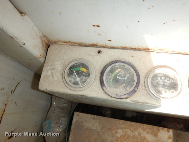 image for item HD9378 1987 GMC C7000  flatbed truck