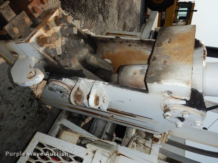 image for item HD9378 1987 GMC C7000  flatbed truck