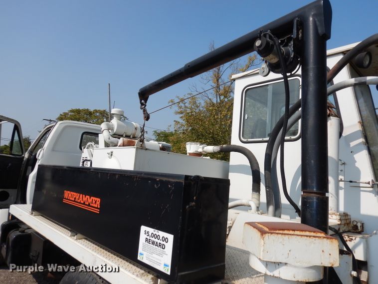 image for item HD9378 1987 GMC C7000  flatbed truck