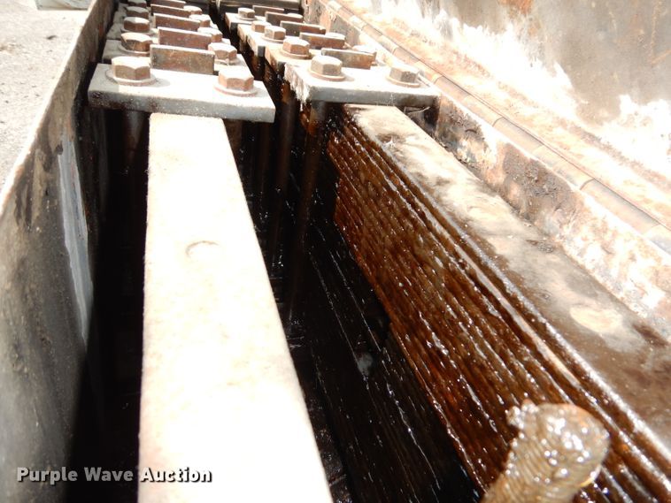 image for item HD9378 1987 GMC C7000  flatbed truck