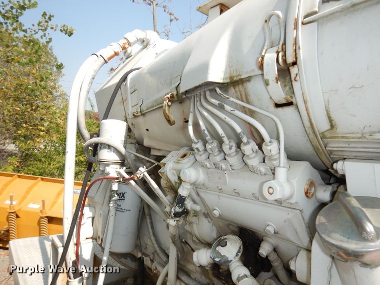 image for item HD9378 1987 GMC C7000  flatbed truck