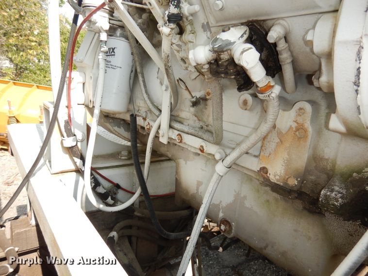 image for item HD9378 1987 GMC C7000  flatbed truck