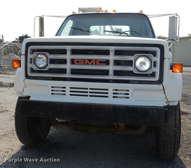 image for item HD9380 1983 GMC C7000  flatbed truck