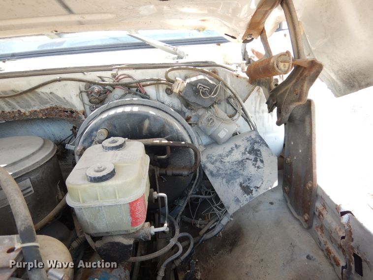 image for item HD9380 1983 GMC C7000  flatbed truck