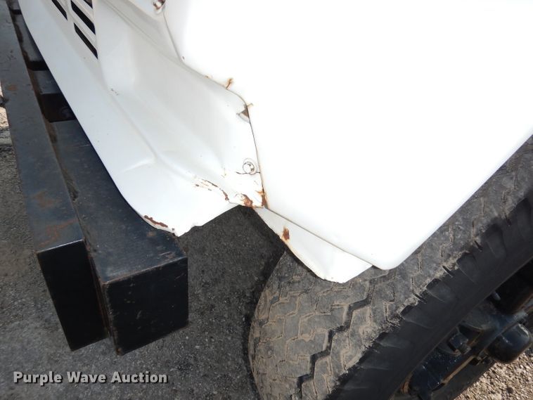 image for item HD9380 1983 GMC C7000  flatbed truck