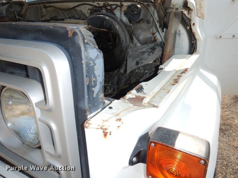 image for item HD9380 1983 GMC C7000  flatbed truck