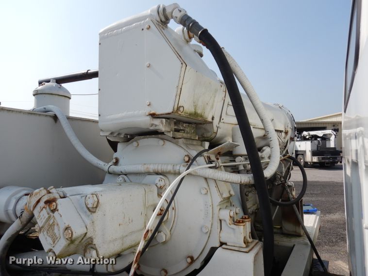 image for item HD9380 1983 GMC C7000  flatbed truck