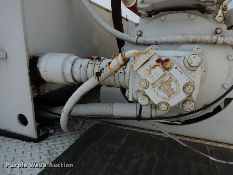 image for item HD9380 1983 GMC C7000  flatbed truck