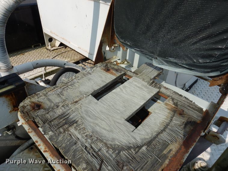 image for item HD9380 1983 GMC C7000  flatbed truck